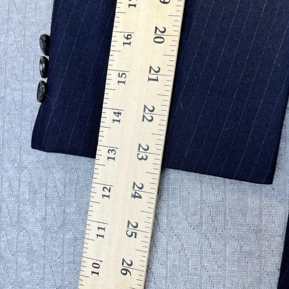 Hugo boss Hield made in‎ England Men (42) three button, navy pinstripe blazer